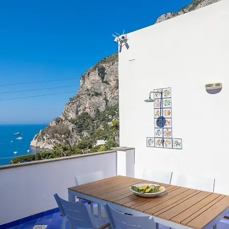 Lilium Luxury 公寓 *