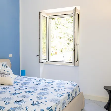 La Casa Di Lola * Capri