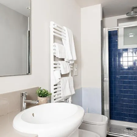 Lilium Luxury Капри