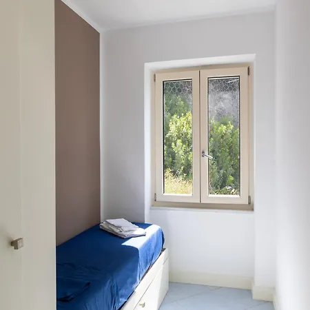 Lilium Luxury Капри